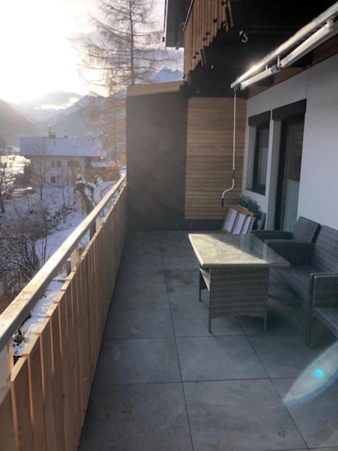 Appartement Haus Adlerhorst à Neustift im Stubaital Extérieur photo